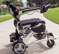 Lightweight Electric Wheelchair Promotes Portability For Users