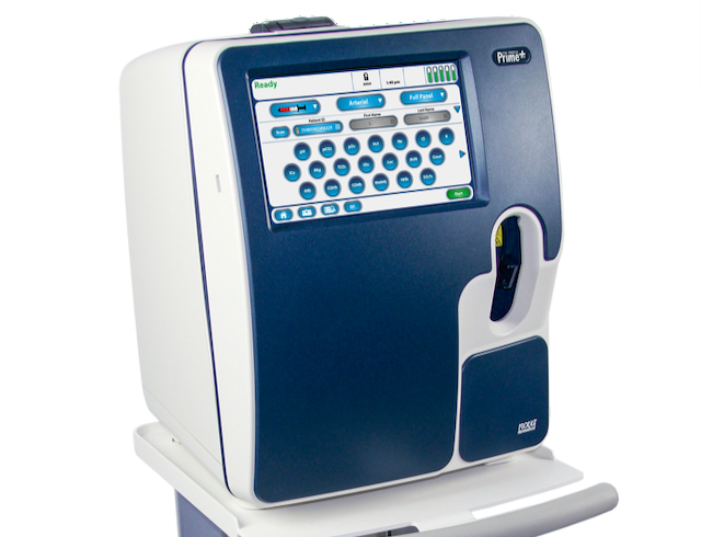 Blood gas analyzer